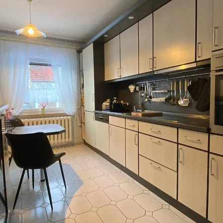 Charmantes Ferienhaus Gernrode/ Harz, Balkon, Grill, 2 Schlafzimmer Holiday home Quedlinburg