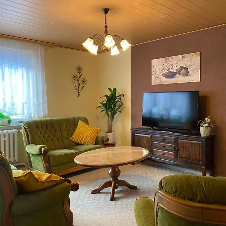 Сasa de vacaciones Charmantes Ferienhaus Gernrode/ Harz, Balkon, Grill, 2 Schlafzimmer