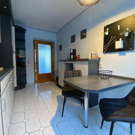 Charmantes Ferienhaus Gernrode/ Harz, Balkon, Grill, 2 Schlafzimmer