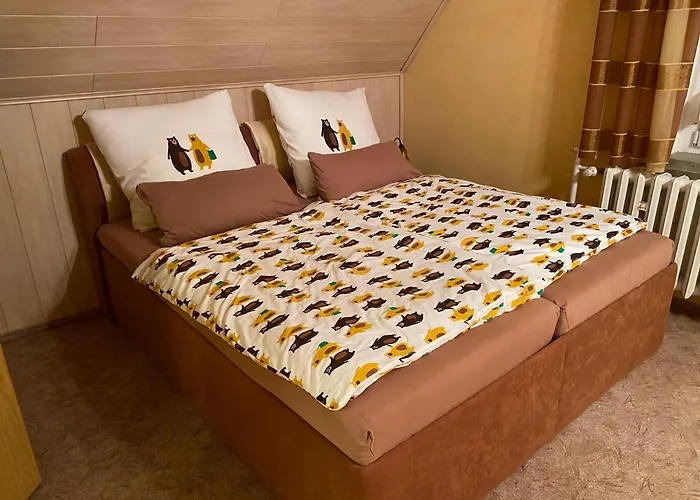 別荘 Charmantes Ferienhaus Gernrode/ Harz, Balkon, Grill, 2 Schlafzimmer