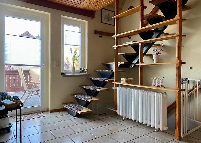 Charmantes Ferienhaus Gernrode/ Harz, Balkon, Grill, 2 Schlafzimmer 別荘 *